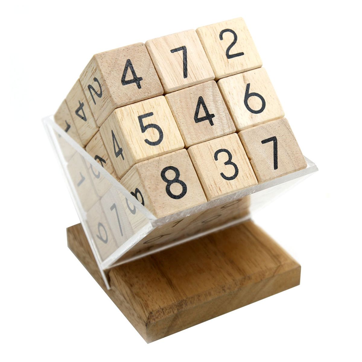 Sudoku kube i tre IQ-nøtt