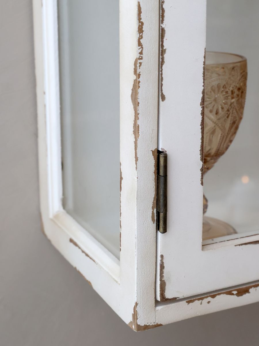 Veggskap med glassdør fra Chic Antique