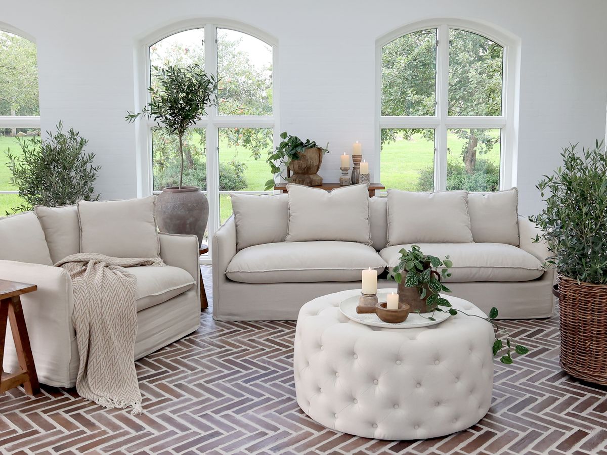 Malo Sofa i lin med 5 puter fra Chic Antique 