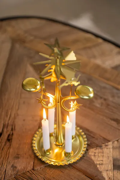 Hovedbilde Englespill med stjerne