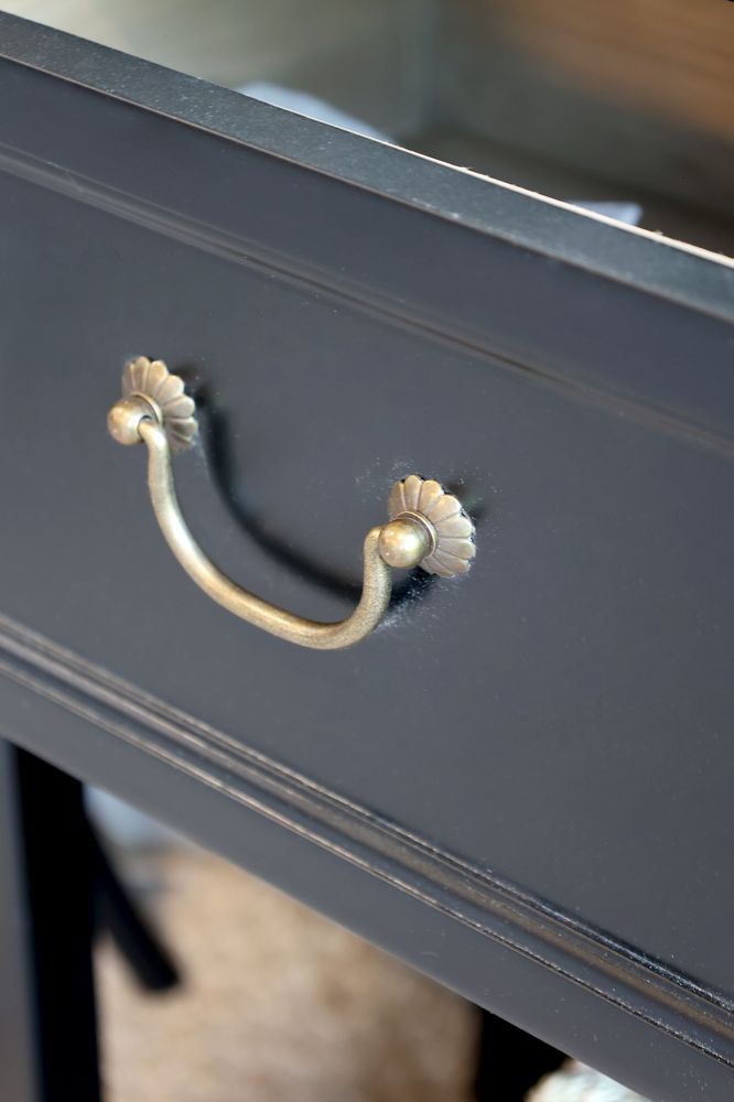 Anrettingsbord Marseille i sort med 2 skuffer - Chic Antique
