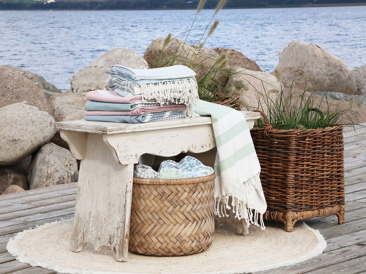 Fransk benk Chic Antique i fargen hvit