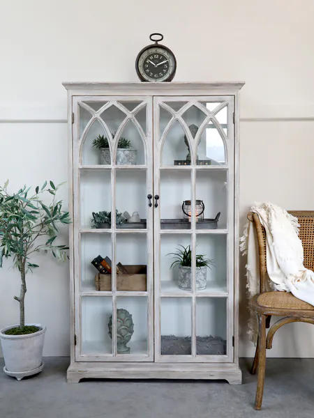 Hovedbilde Vitrineskap Med Tverrdører fra Chic Antique 