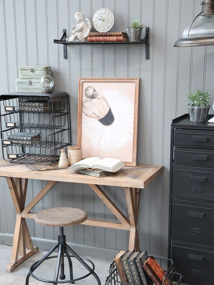 Fransk bord i gjenbrukstre fra Chic Antique