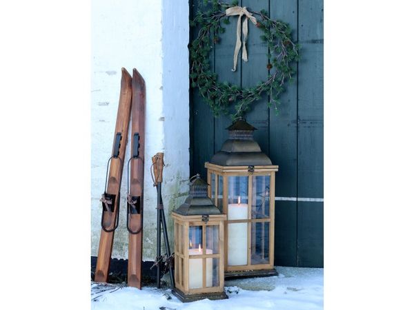 Hovedbilde Vintage ski med staver til dekor fra Chic Antique