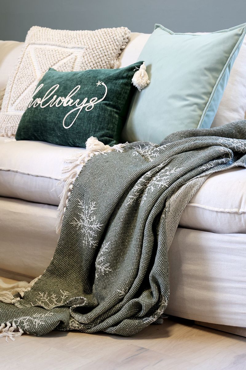 Oliven Pledd av overskuddsgarn med iskrystaller - Chic Antique