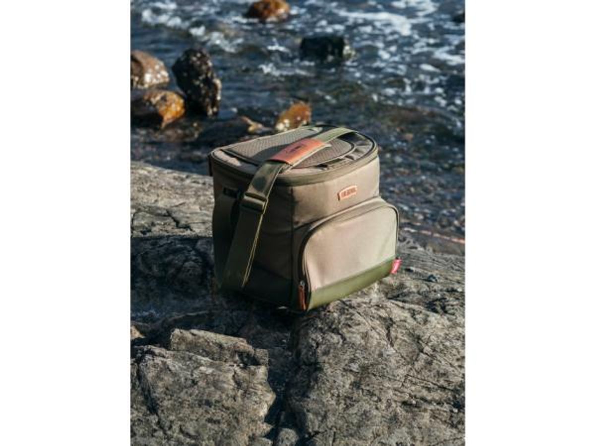 Thermos Premium Camo Kjøleveske 29,8 x 21,6 x 26,6 cm Svart